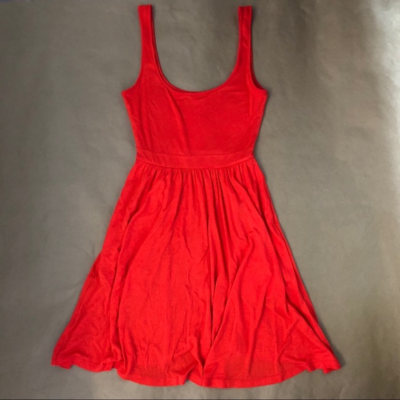 Aritzia Sunday best dress please read description - Picture 3 of 4